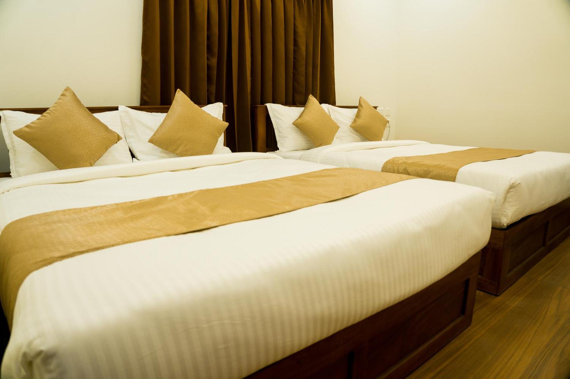 Fly View Airport Residency Otel Nedumbassery Dış mekan fotoğraf
