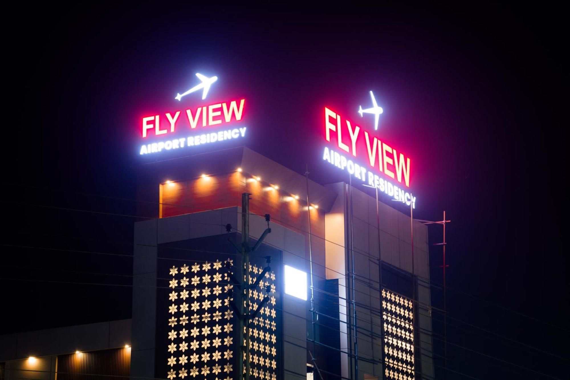 Fly View Airport Residency Otel Nedumbassery Dış mekan fotoğraf